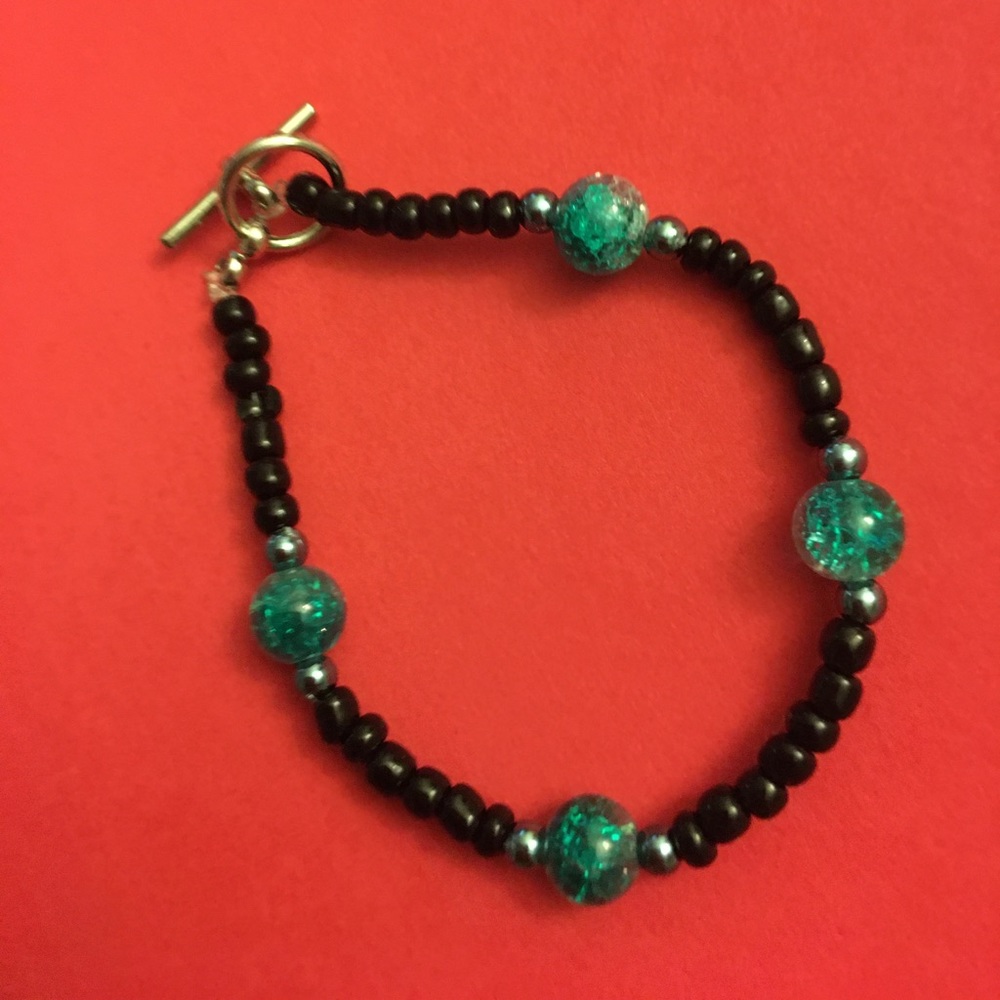 This bracelet was really fun to make I love how the colors came out in it.